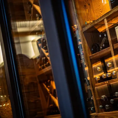 Hotel La Du Breuil 4*