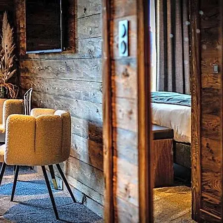 Hotel La Du Breuil 4*
